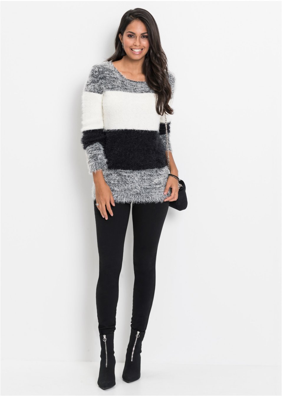 Pull duveteux à rayures