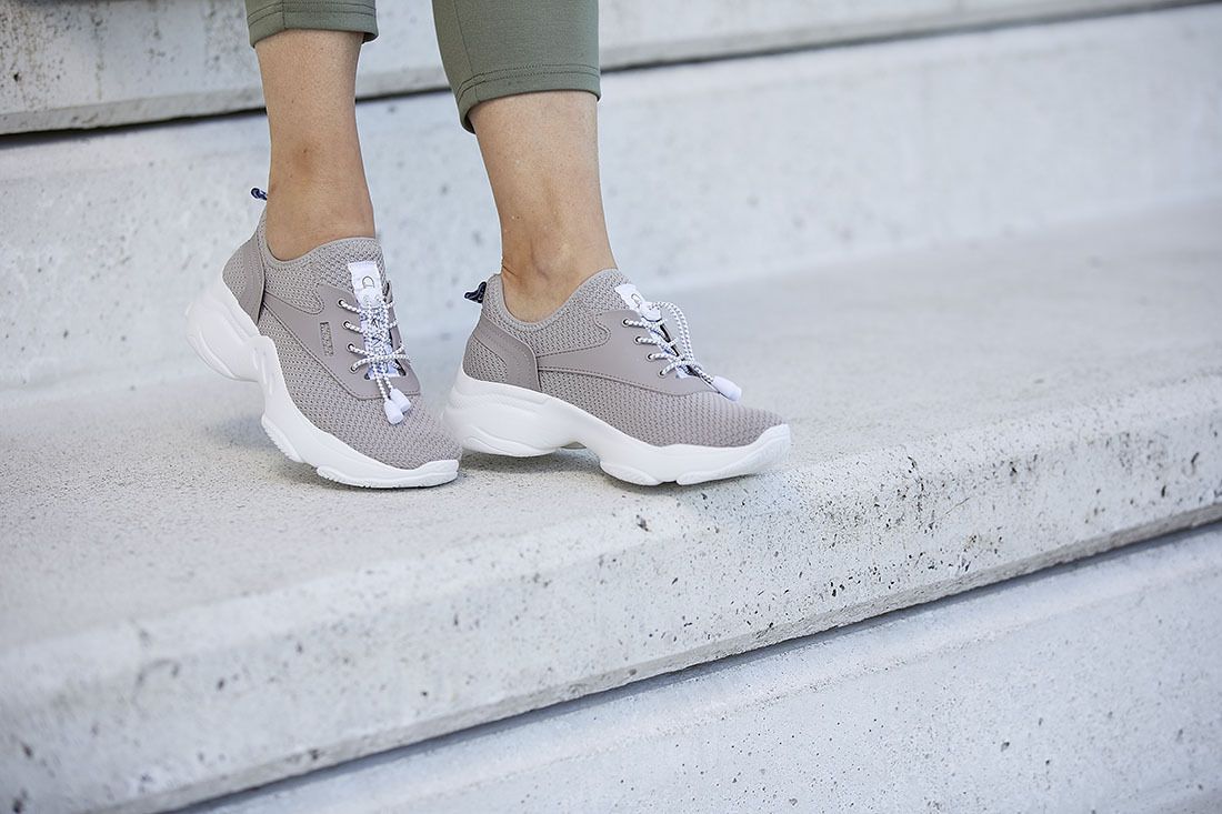 Sanna sneaker