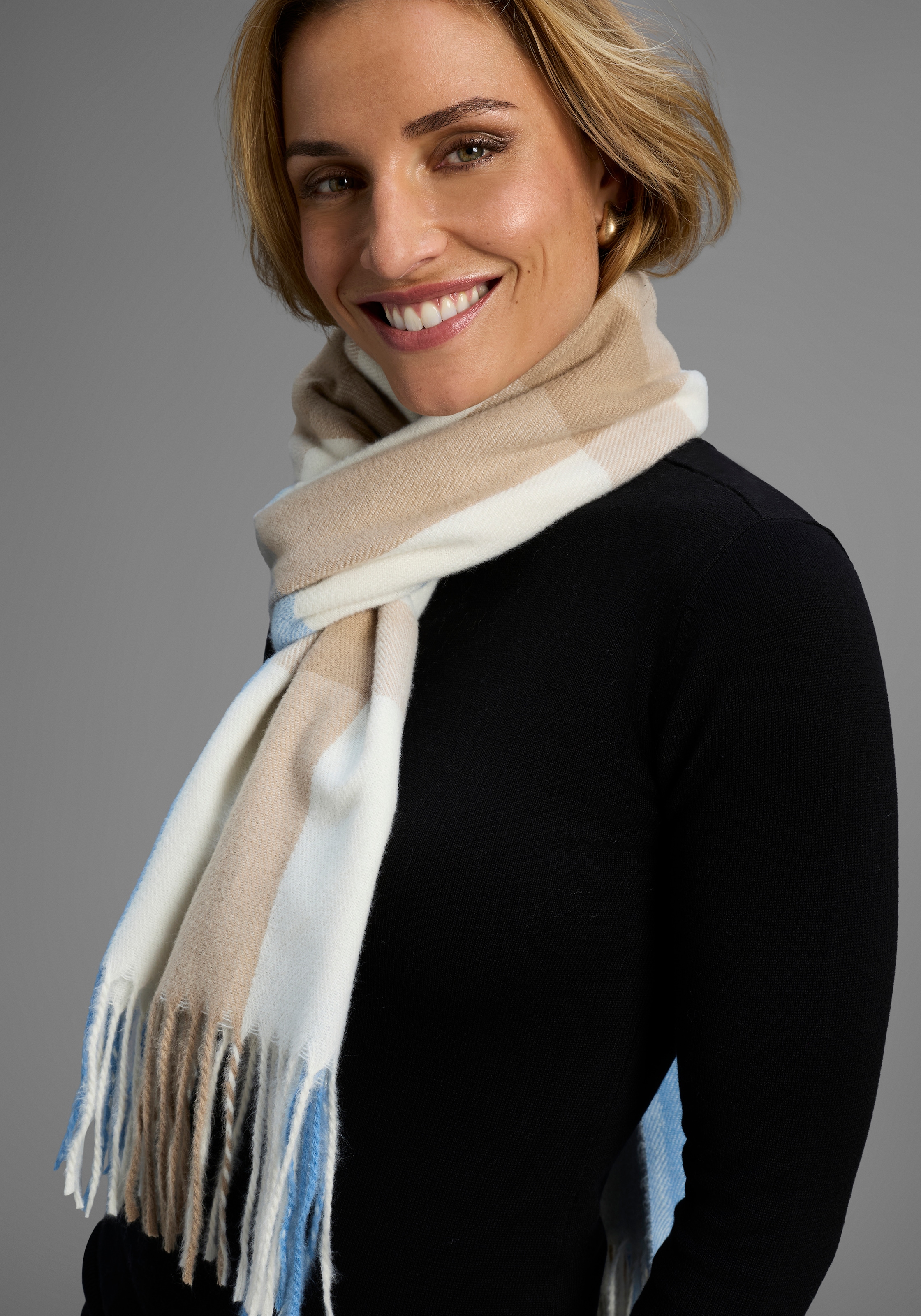 Laura Scott Modeschal , im klassischen Karo-Design in modischen Farbekombinationen - NEW