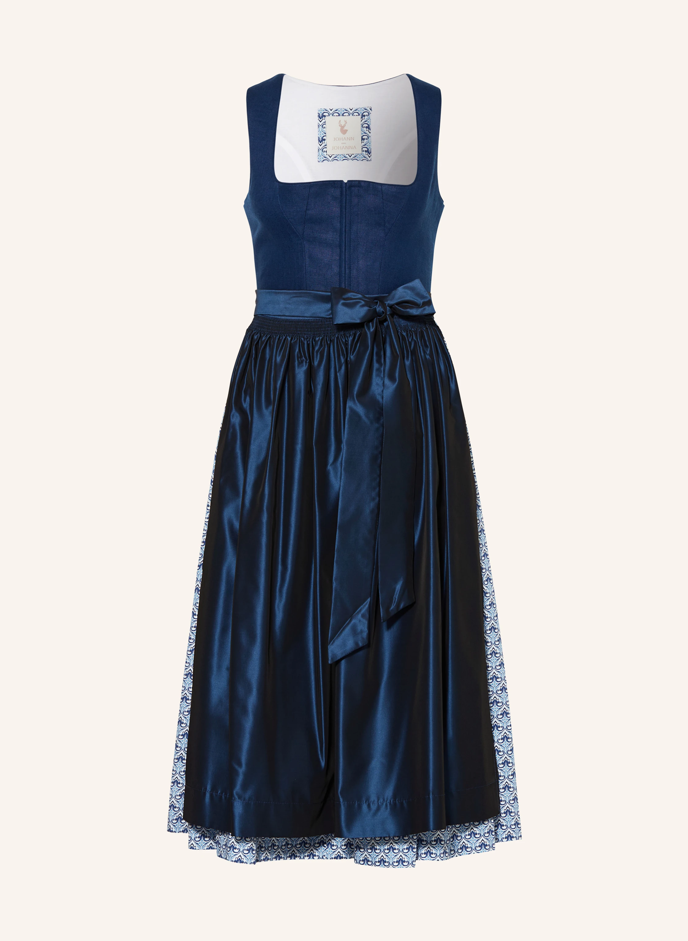 Johann & Johanna Dirndl WIESSEE mit Leinen