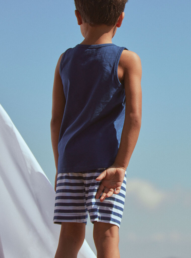 Débardeur et short bleu marine et blanc en jersey