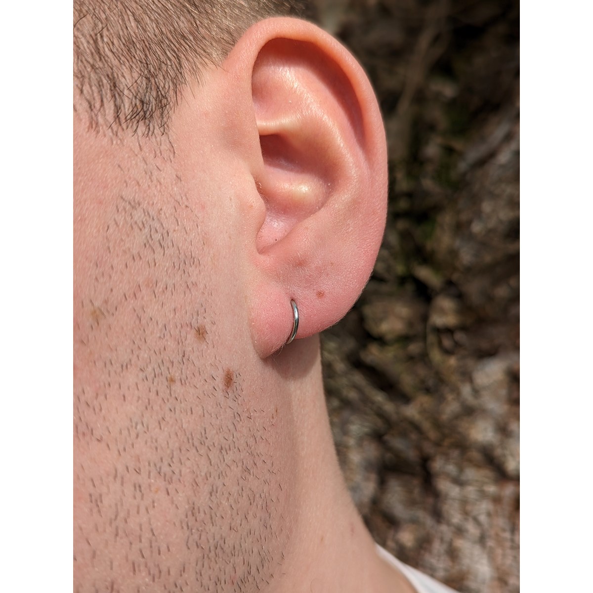 Piercing clicker en acier à ouverture manuelle