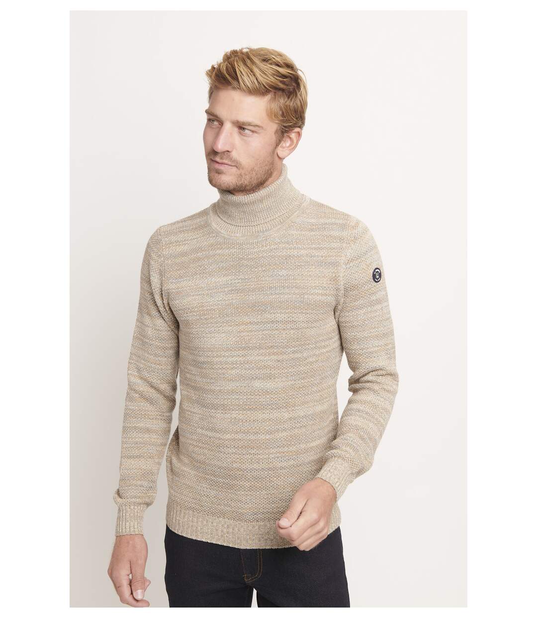 Pull roulé multicolore