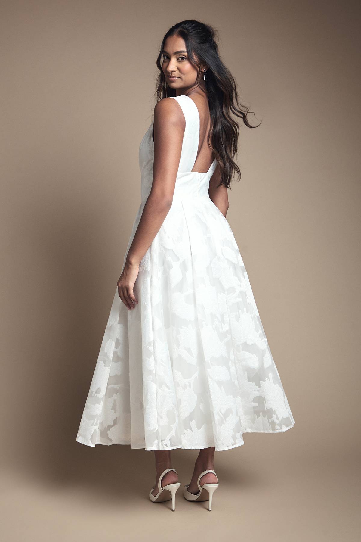 Coast Robe de Mariée Mi-Longue Jacquard à Décolleté Plongeant