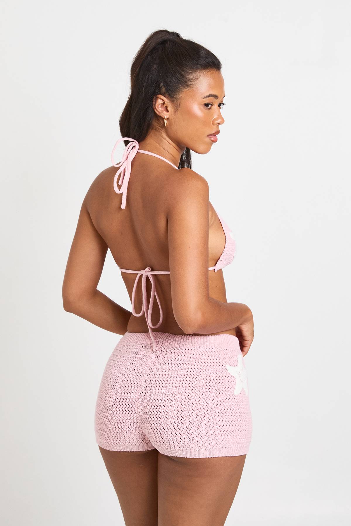 boohoo Ensemble Coordonné Bikini Et Micro Short Tricot Crochet Appliqué Étoile De Mer