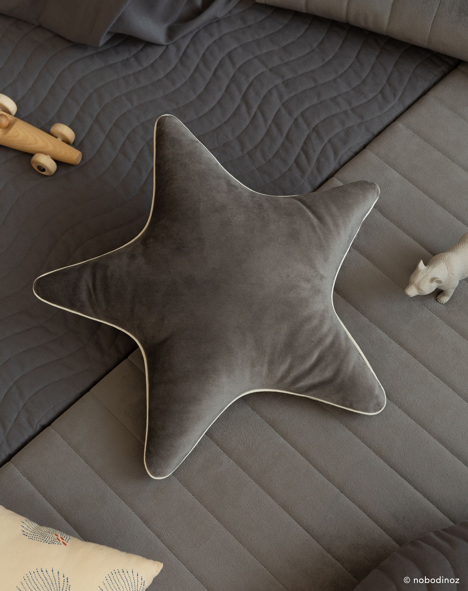 Coussin aristote velvet étoile | Gris