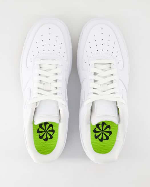 Nike FN6326-100 Sneaker in Weiß