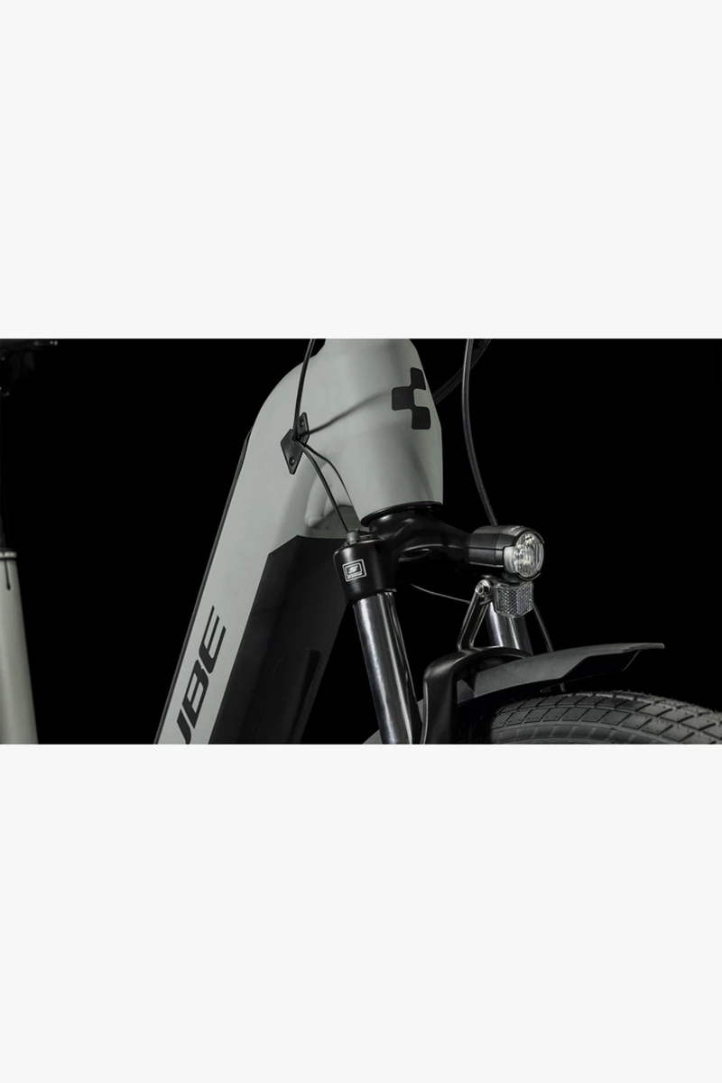 CUBE Kathmandu Hybrid ONE 750 28 E-Bike 2024
