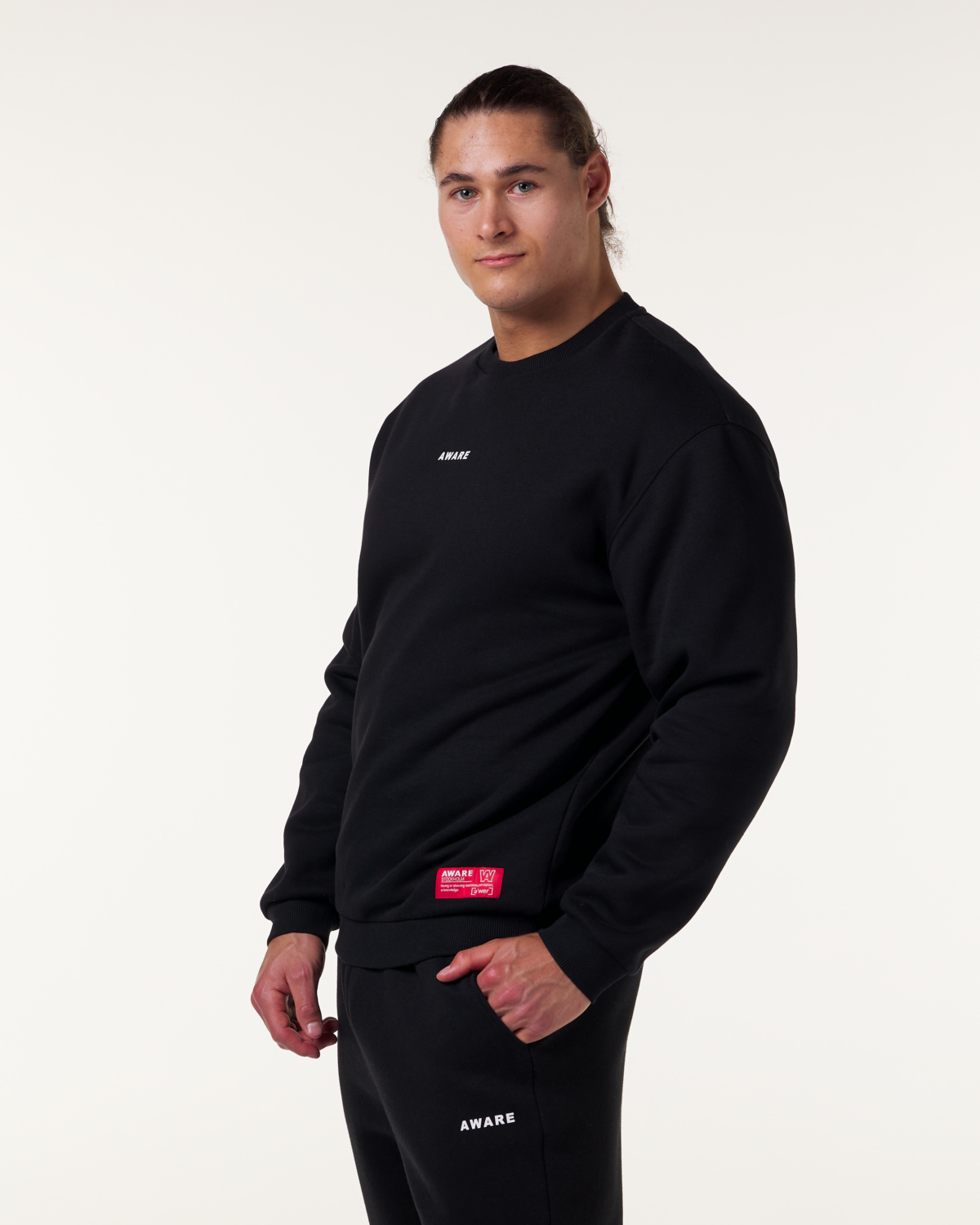 AWARE Crewneck Black