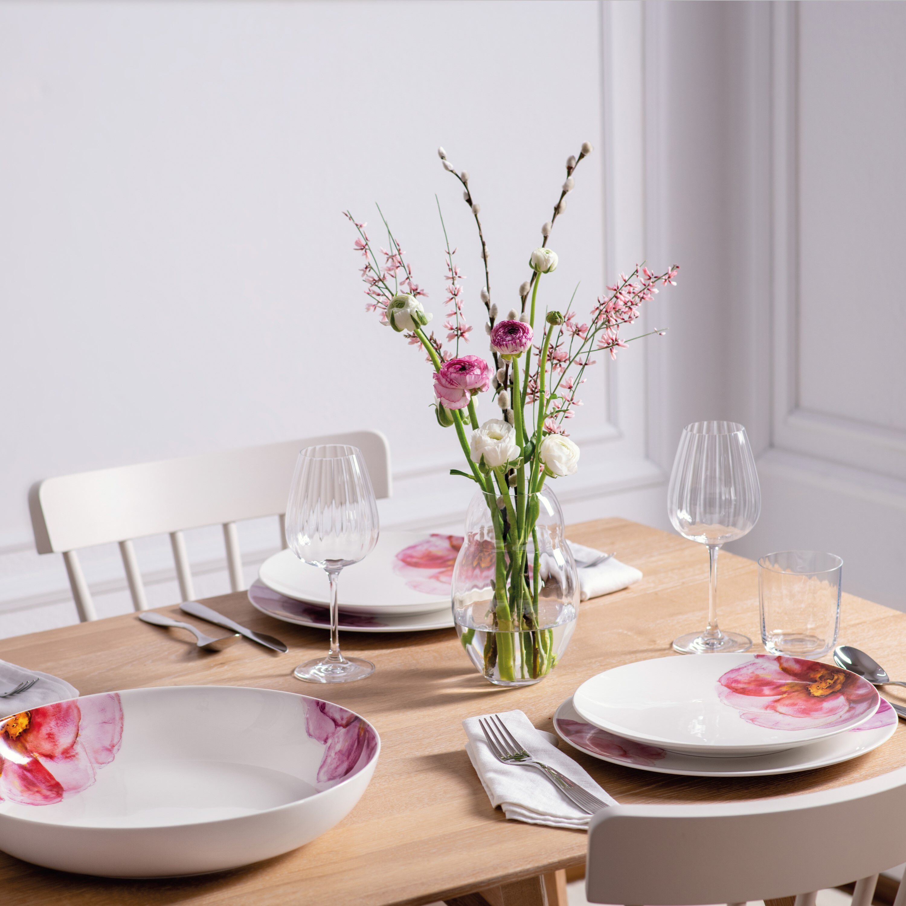 Rose Garden Dinnerware set Multi-colored