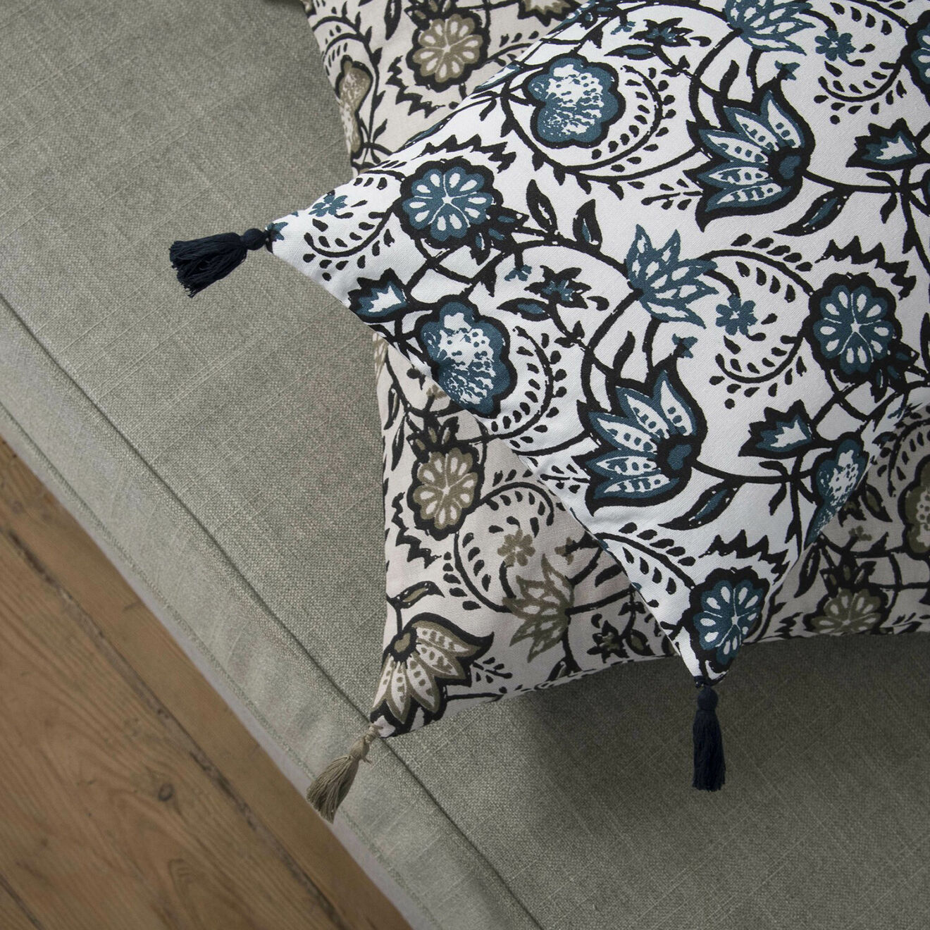 Febronie Housse de coussin Carma bleu peacock