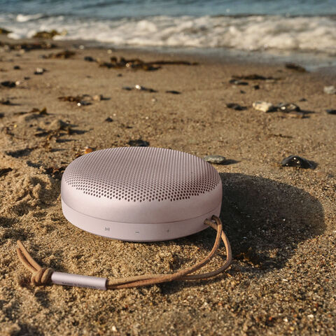 B&O Beosound A1 2nd Gen – exclusieve Bluetooth-luidspreker Goud