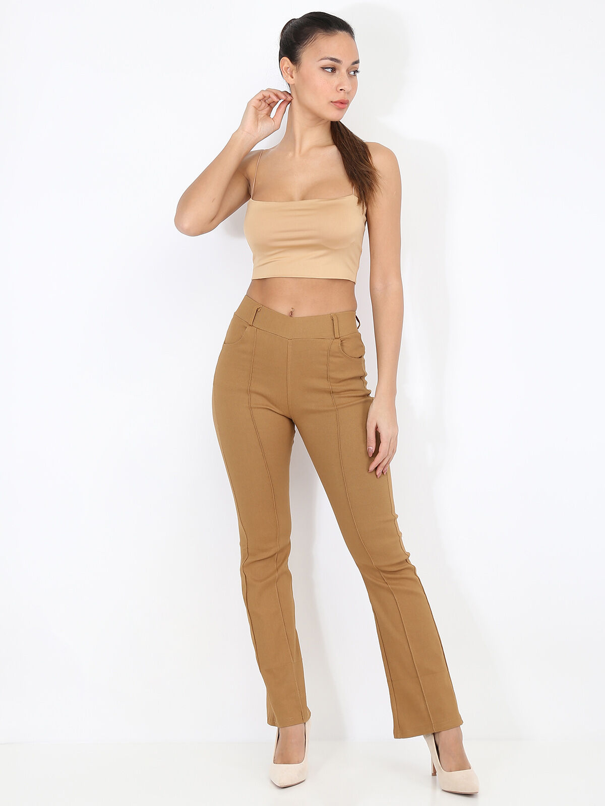Crop top bandeau à fines bretelles- Beige