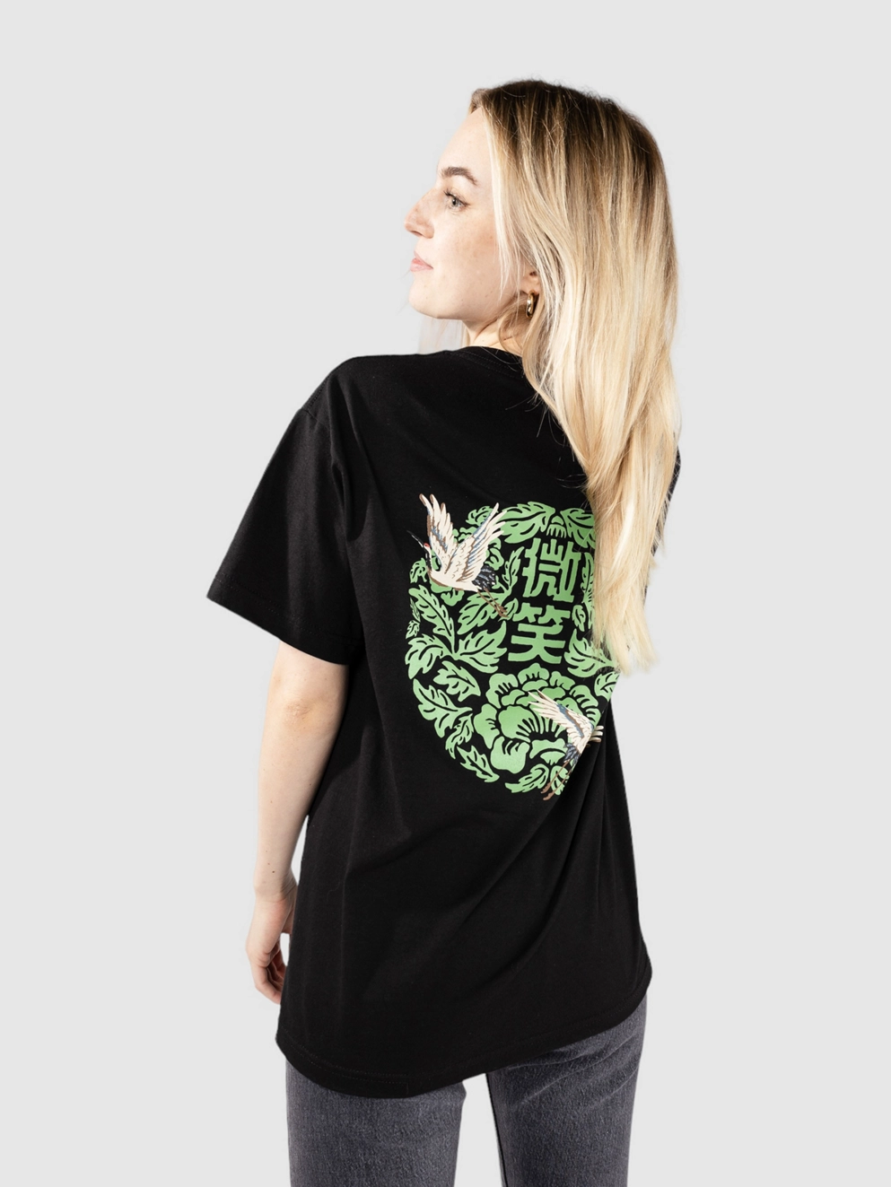 Smile And Wave Garden Sky T-Shirt black