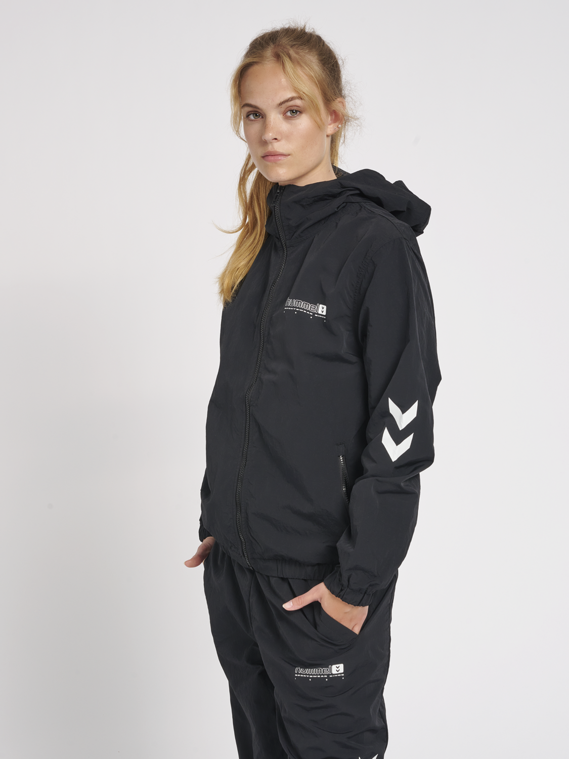 hmlLGC MUSA WOV ZIP JACKET