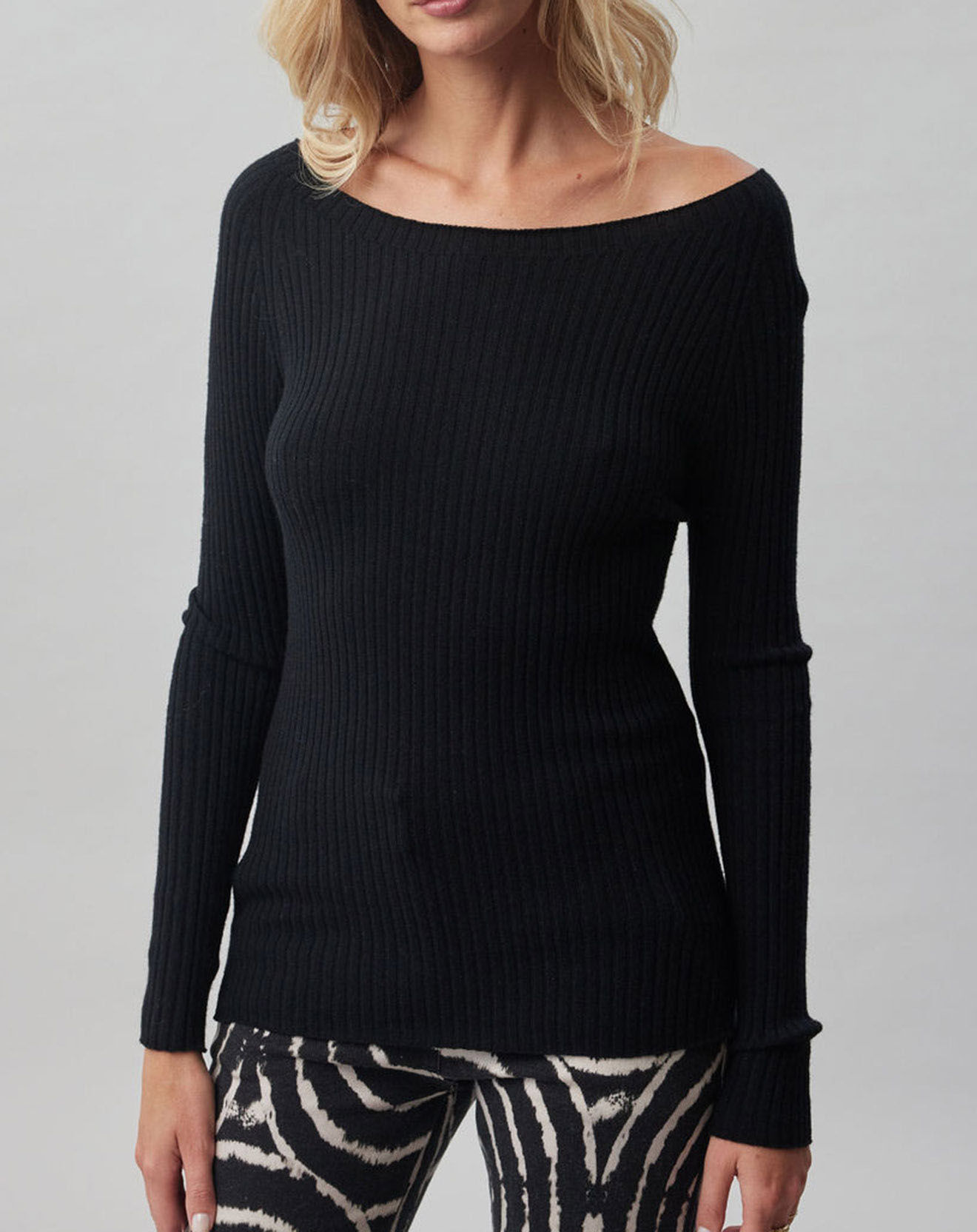 Lauren Vidal Pull Anouk noir