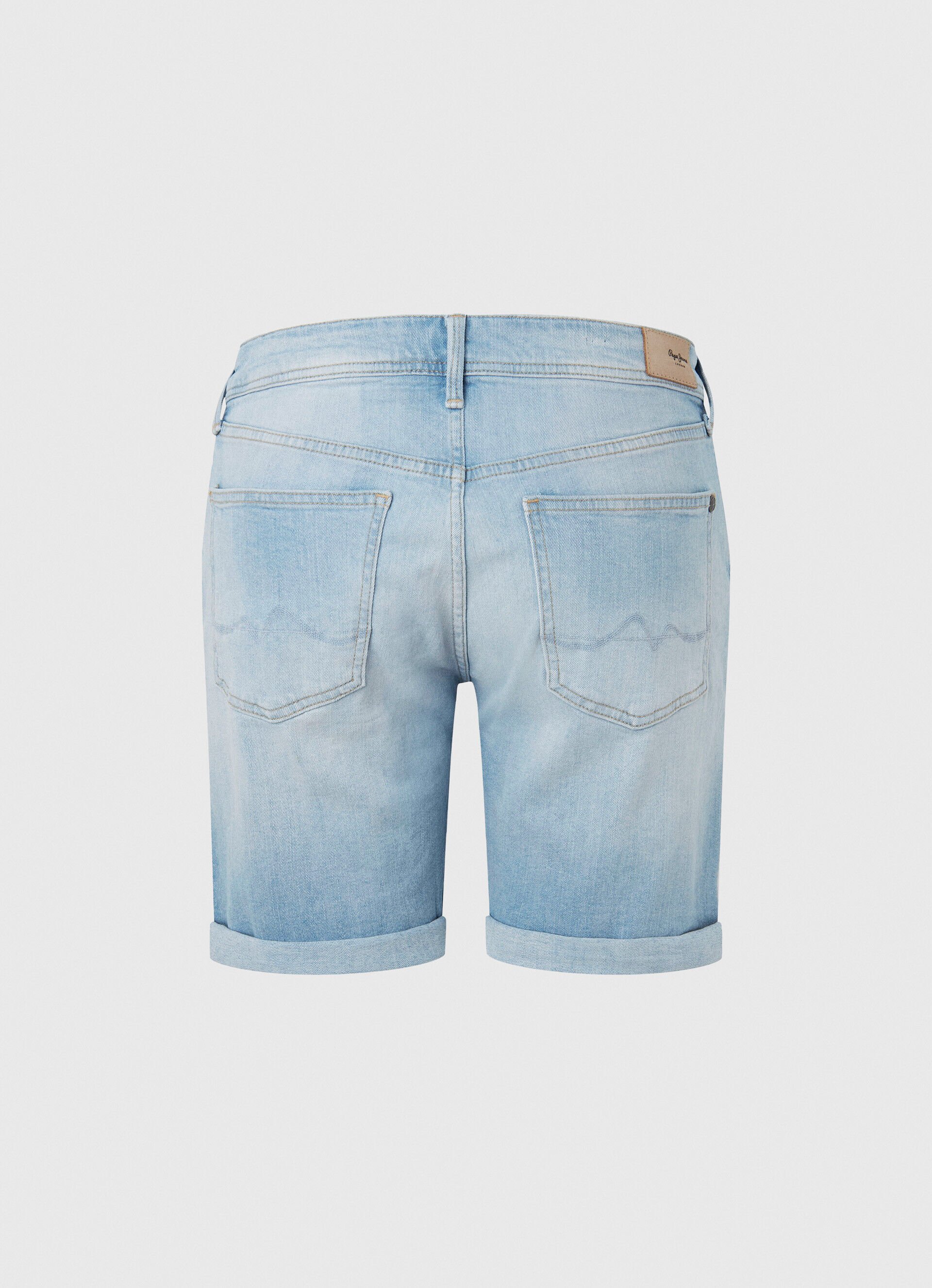 CALÇA JEANS CURTA CORTE REGULAR - jeans