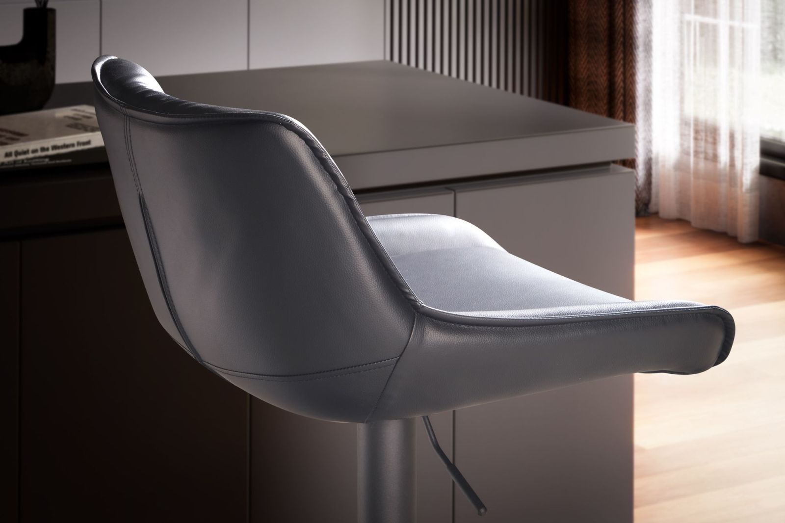 Barhocker - schwarz - Kunstleder - höhenverstellbar