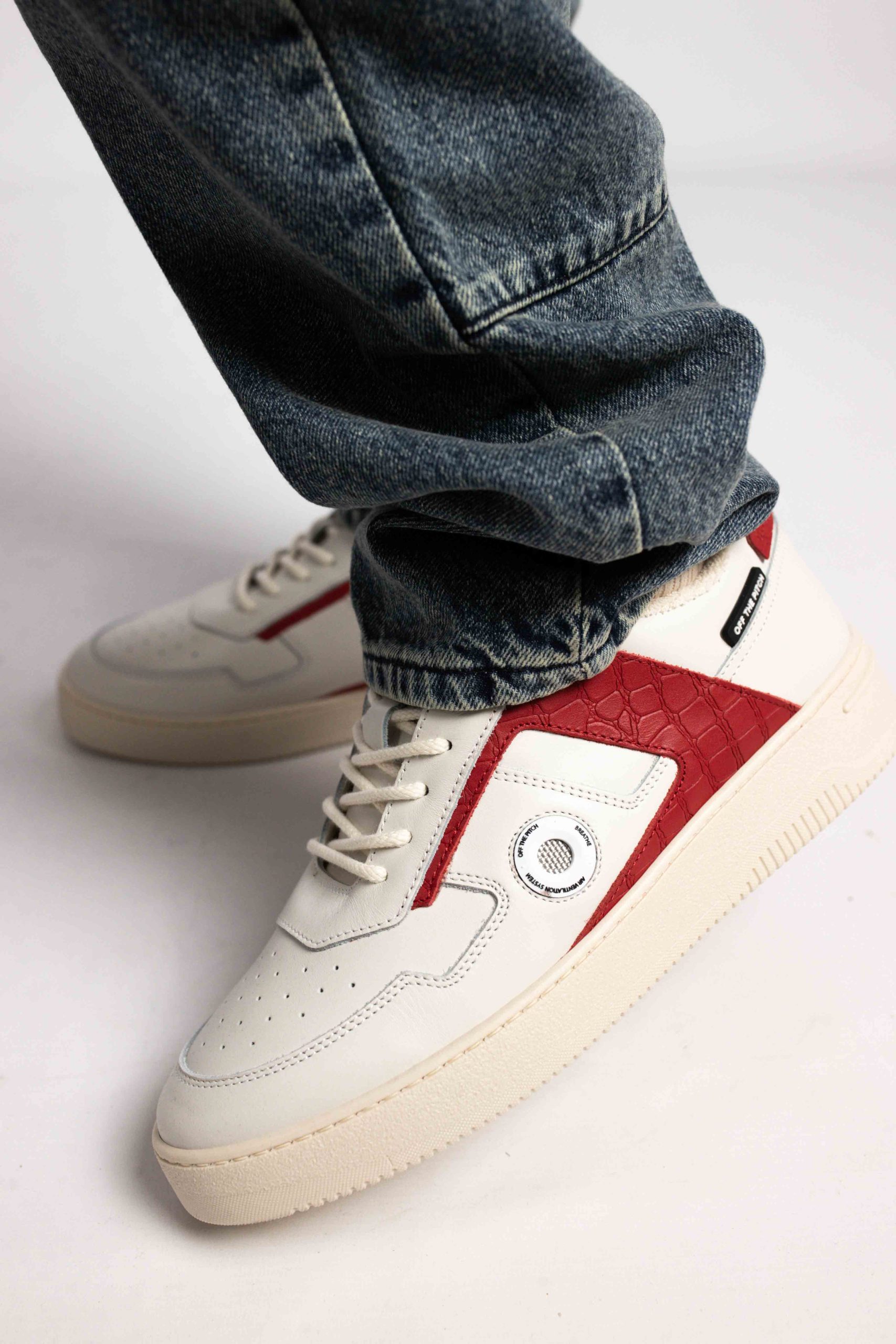 Off The Pitch Sky Force Sneakers Heren Wit/Rood