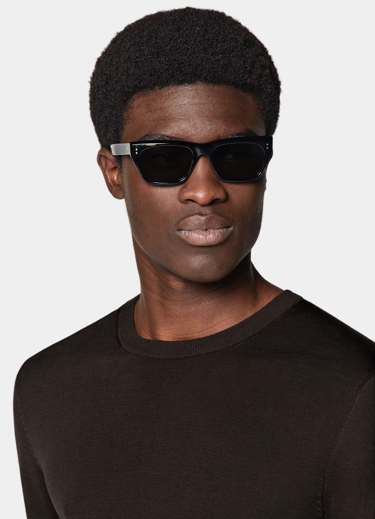 Pull col rond marron foncé