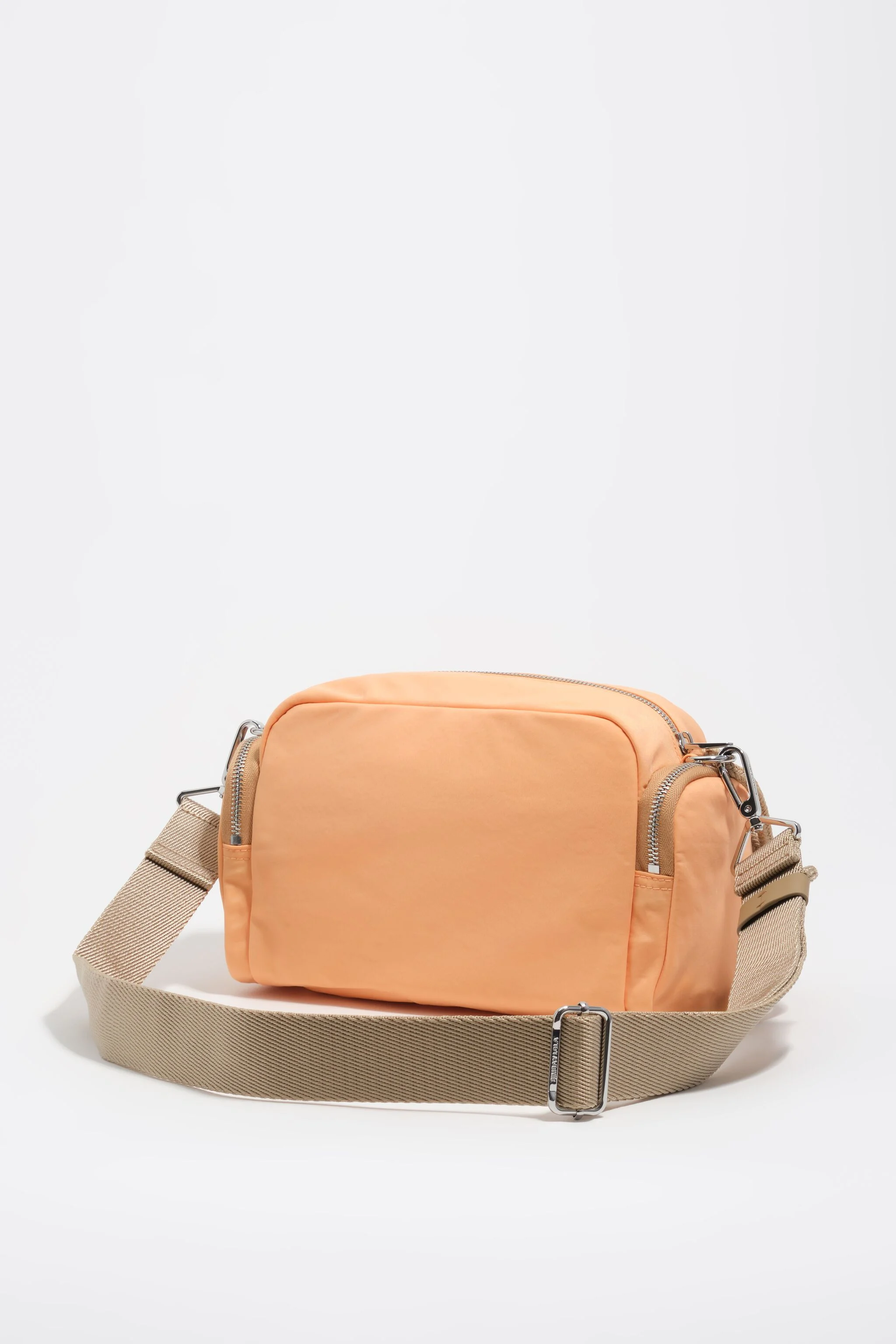Bolsa de bolso média em náilon cor sorvete laranja
