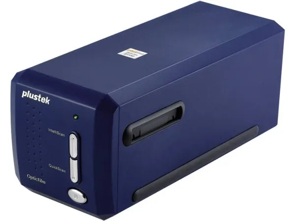 Plustek OpticFilm 8100 - Filmscanner (35 mm) - CCD - 35 mm film - 7200 dpi x 7200 dpi - USB 2.0