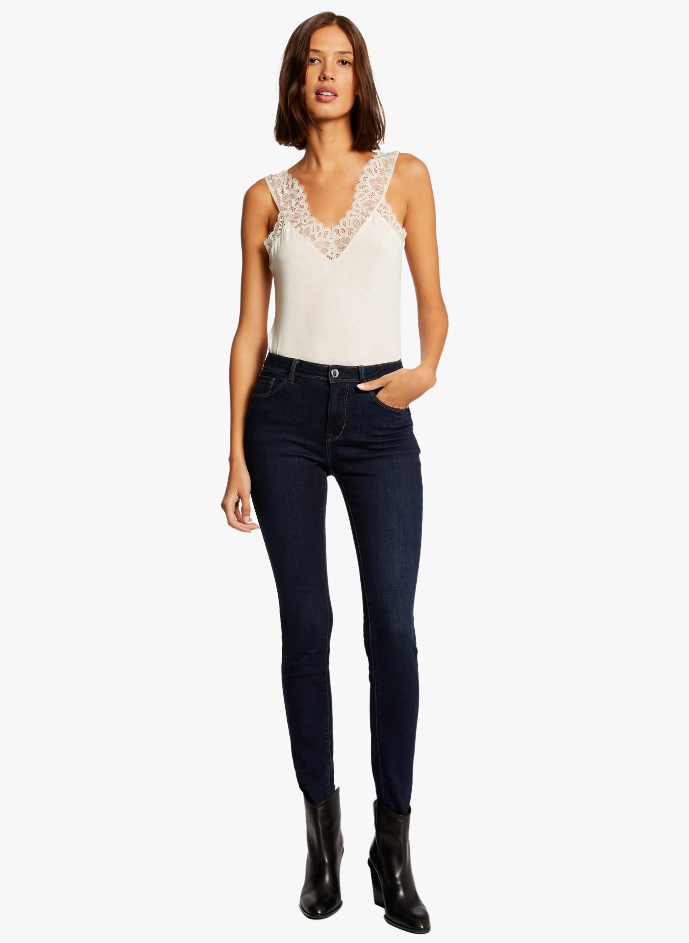DNANA - Top col V avec dentelle | Beige