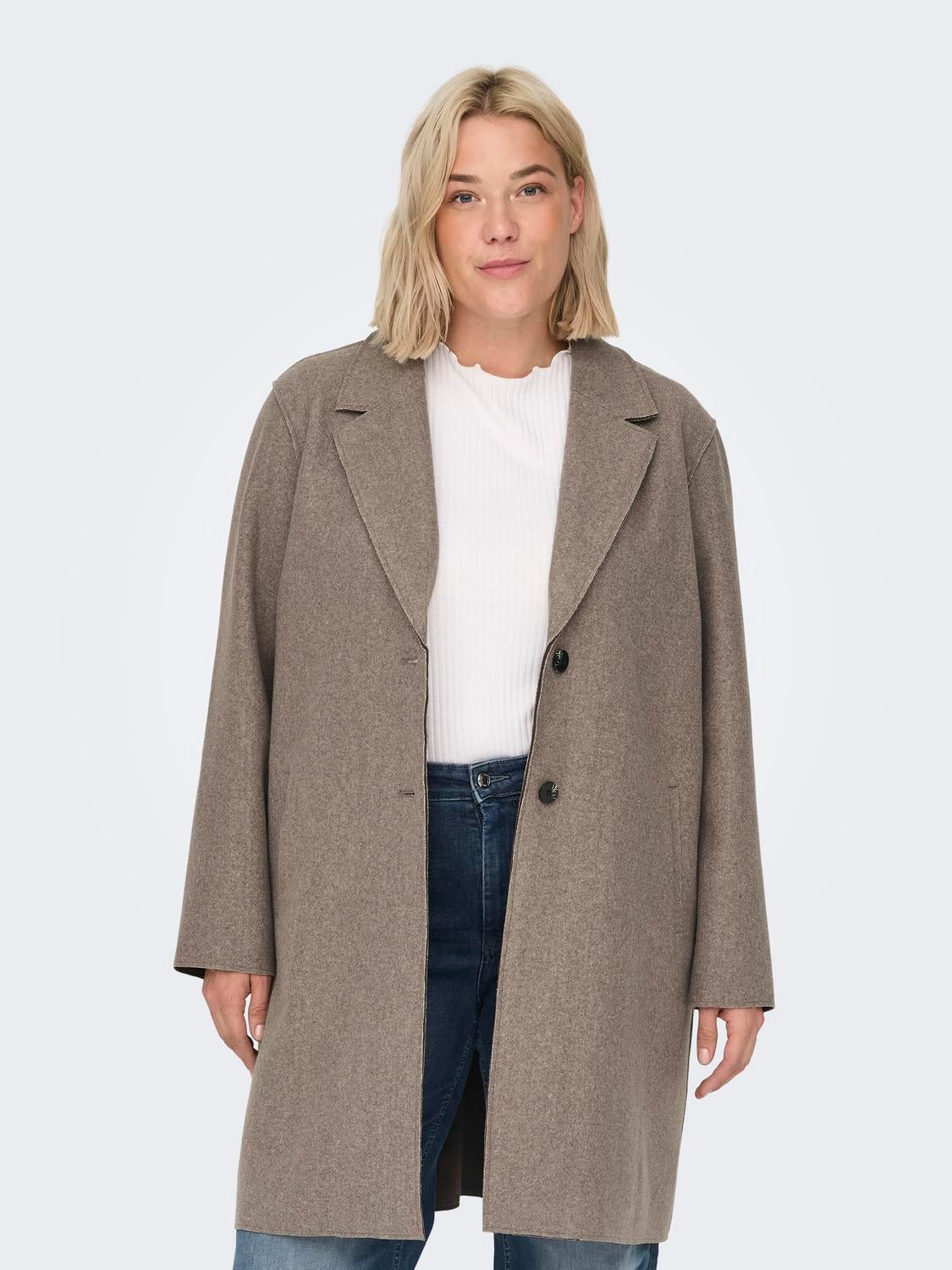 CARNEW Mantel Caribou