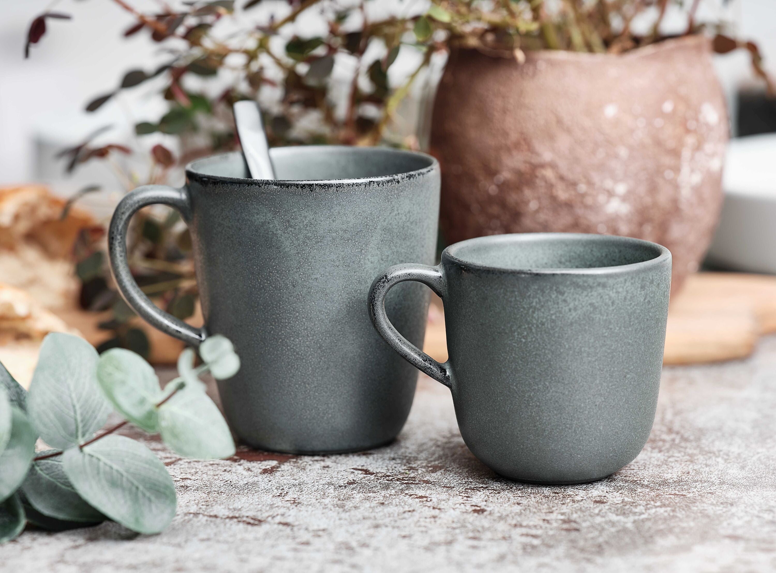 RAW NORTHERN GREEN Tasse - Dunkelgruen / B: 12.5 cm x T: 9.4 cm x H: 10.4 cm