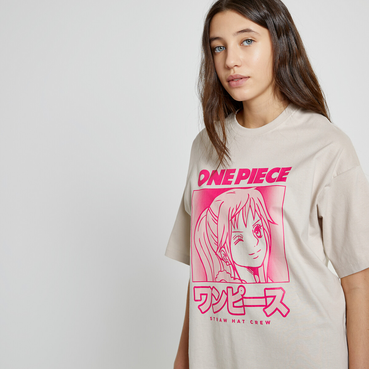 Camiseta One Piece, modelo oversized