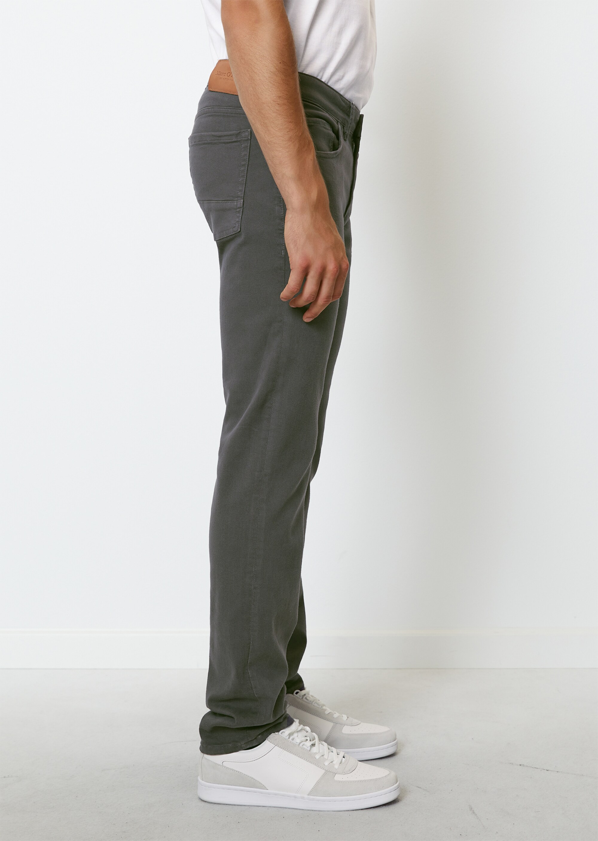 Jeans Modell SJÖBO shaped aus elastischem Bio-Baumwolle-Mix