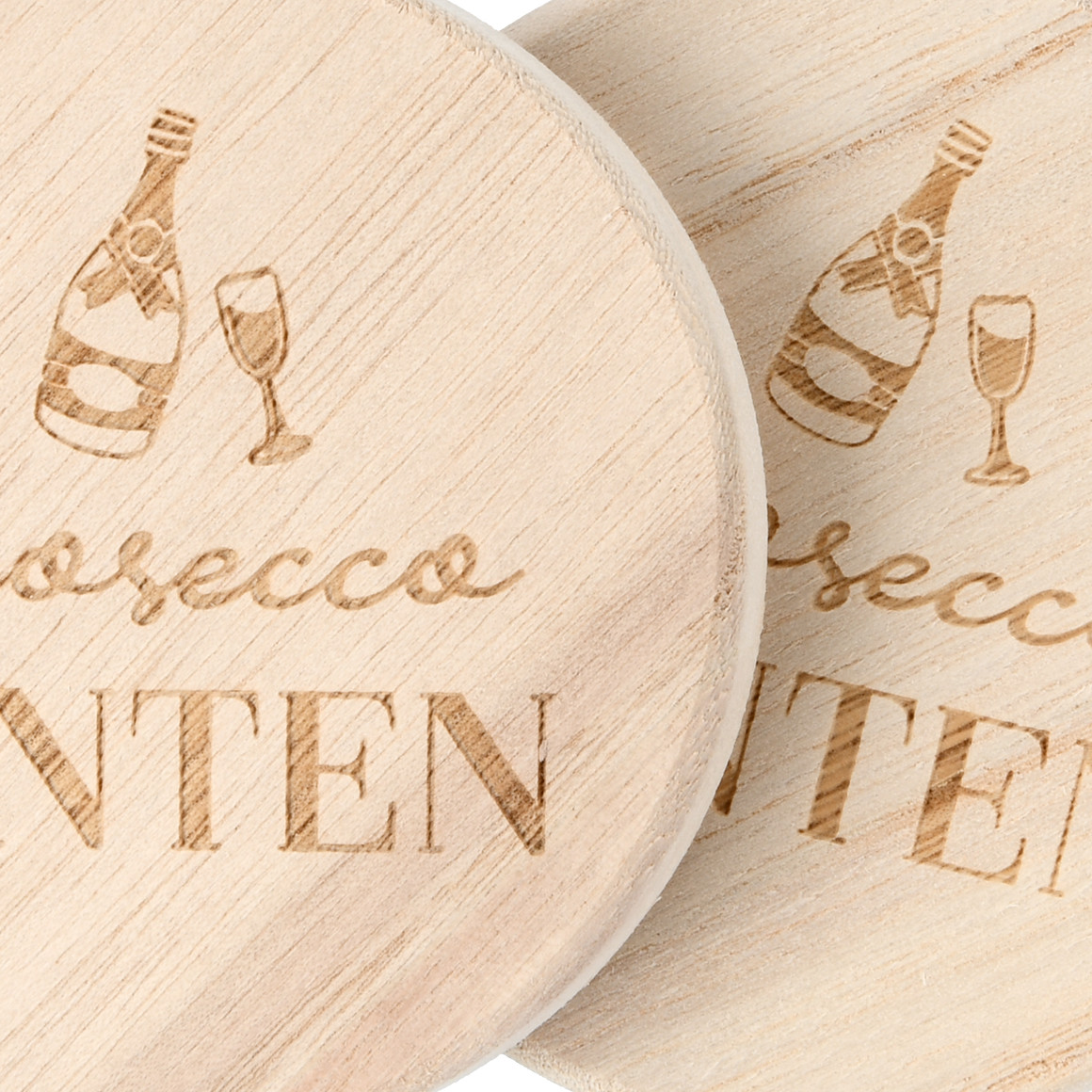2 Untersetzer aus Holz natur