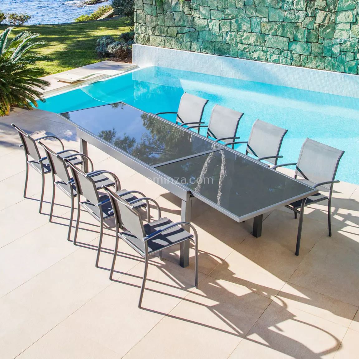 Table de jardin extensible en verre 12 places (200/320 x 100 cm) Murano Gris anthracite