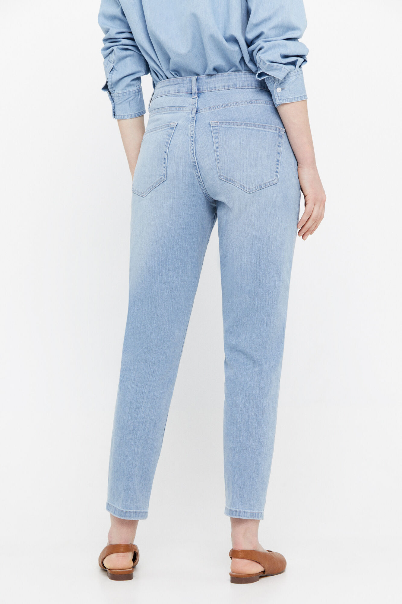 Calça estilo Mom Fit - Azul escuro
