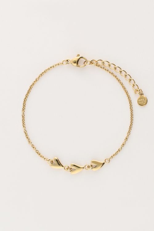 Minimalistische armband met drie hartjes