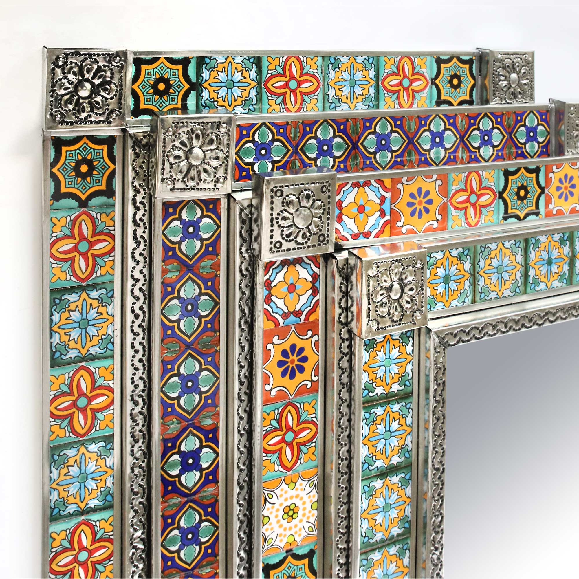 Wandspiegel 'Encanolado' mit Keramikfliesen, multicolor, B 43 cm, H 53 cm, L 2,5 cm von fischer's lagerhaus