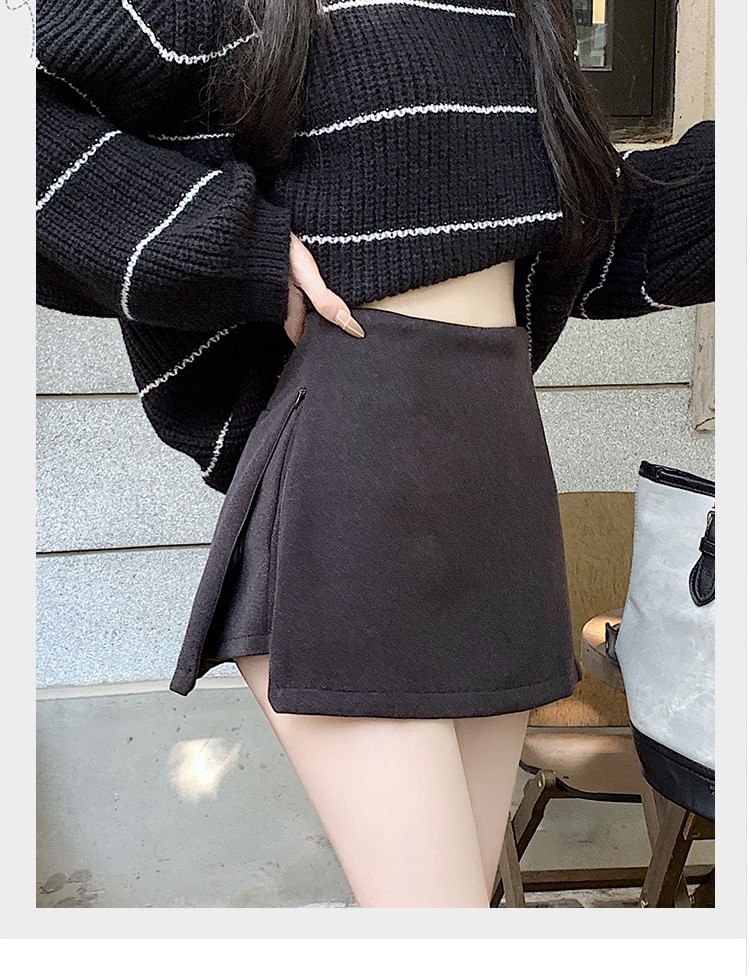 WIKPROM - Hoge taille effen skort met zijsplit