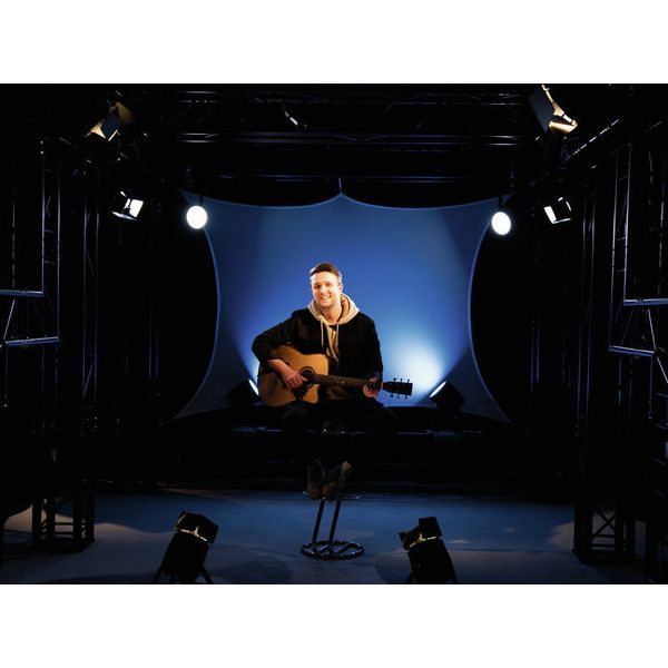 Eurolite LED Theatre COB 200 RGB+WW