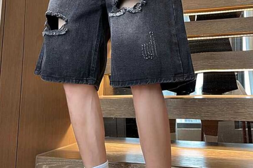 Fushet - Mid Rise Distressed Washed Denim Shorts