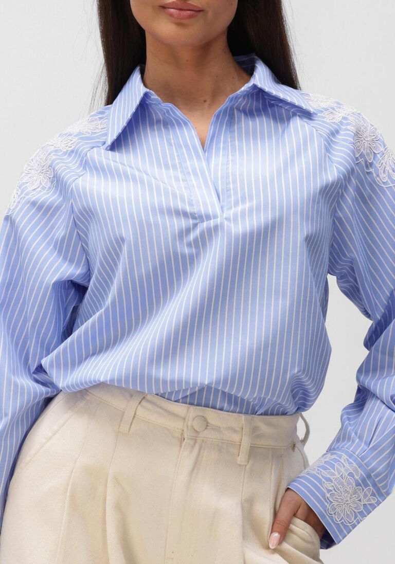 lichtblauwe bruuns bazaar blouses mesquitebbkaloe blouse