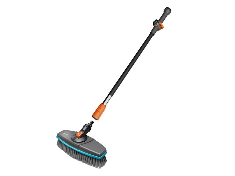 GARDENA Cleansystem Wasch-Set mit Stiel soft Set für die blitzblanke Nassreinigung – mit Stiel, Stielbürste und Reinigungstabs