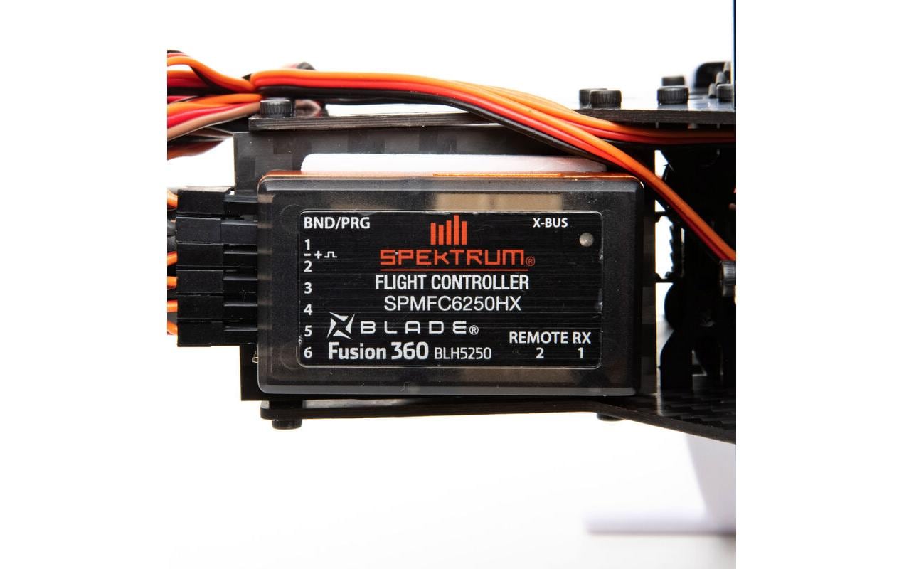 Helikopter Fusion 360 Smart BNF Basic<br>Pitchgesteuerter Flybarless Heli mit Spektrum Smart und Safe Technologie