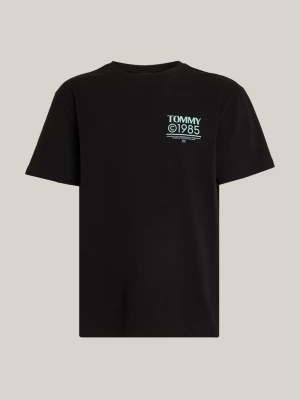 Camiseta com logo nas costas da coleção de 1985