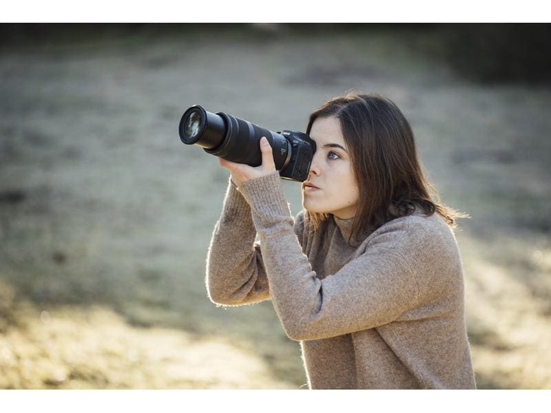 Canon Fotokamera EOS R7 Body EOS R Technologie trifft APS-C Design