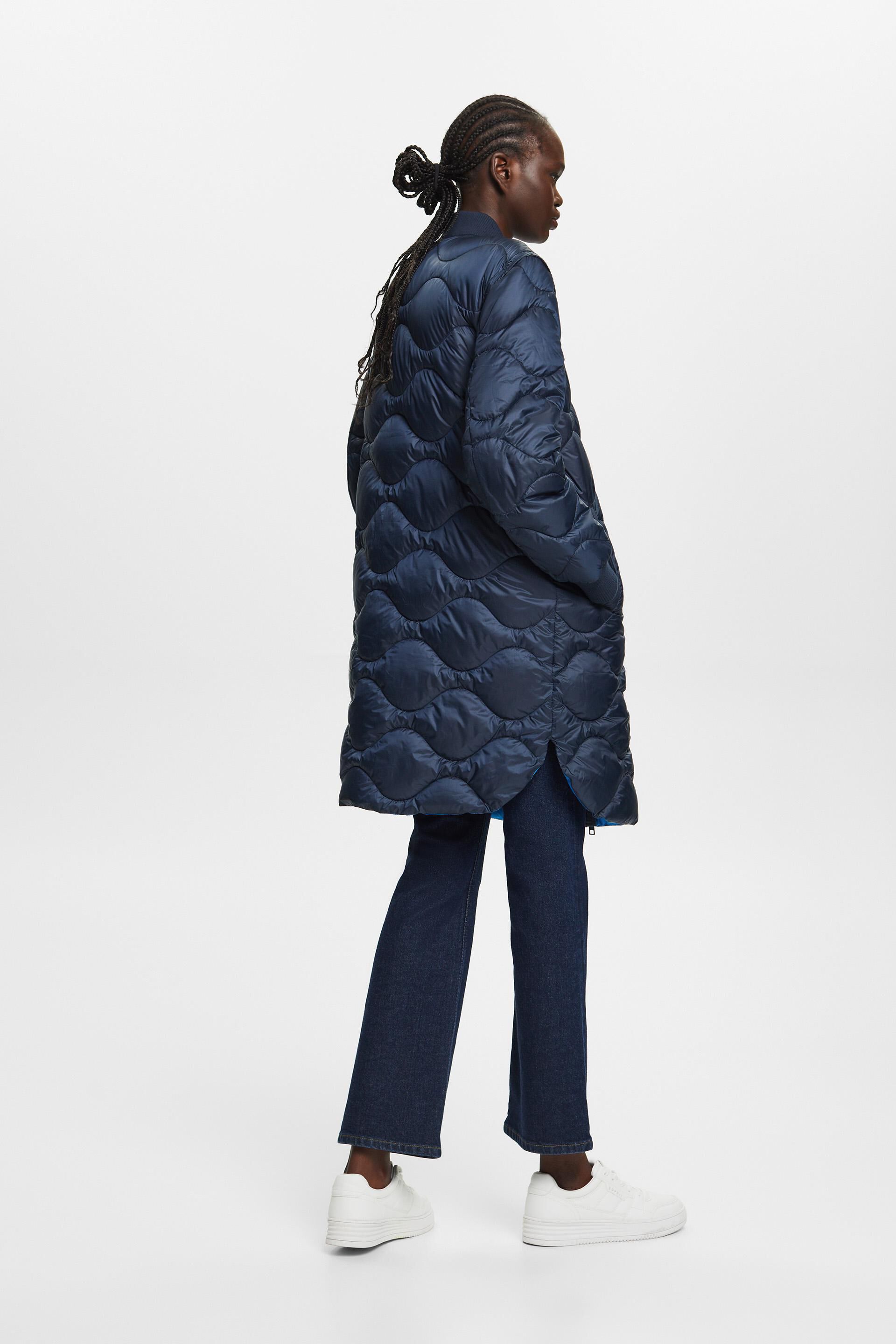 Recyclé le manteau matelassé transformable