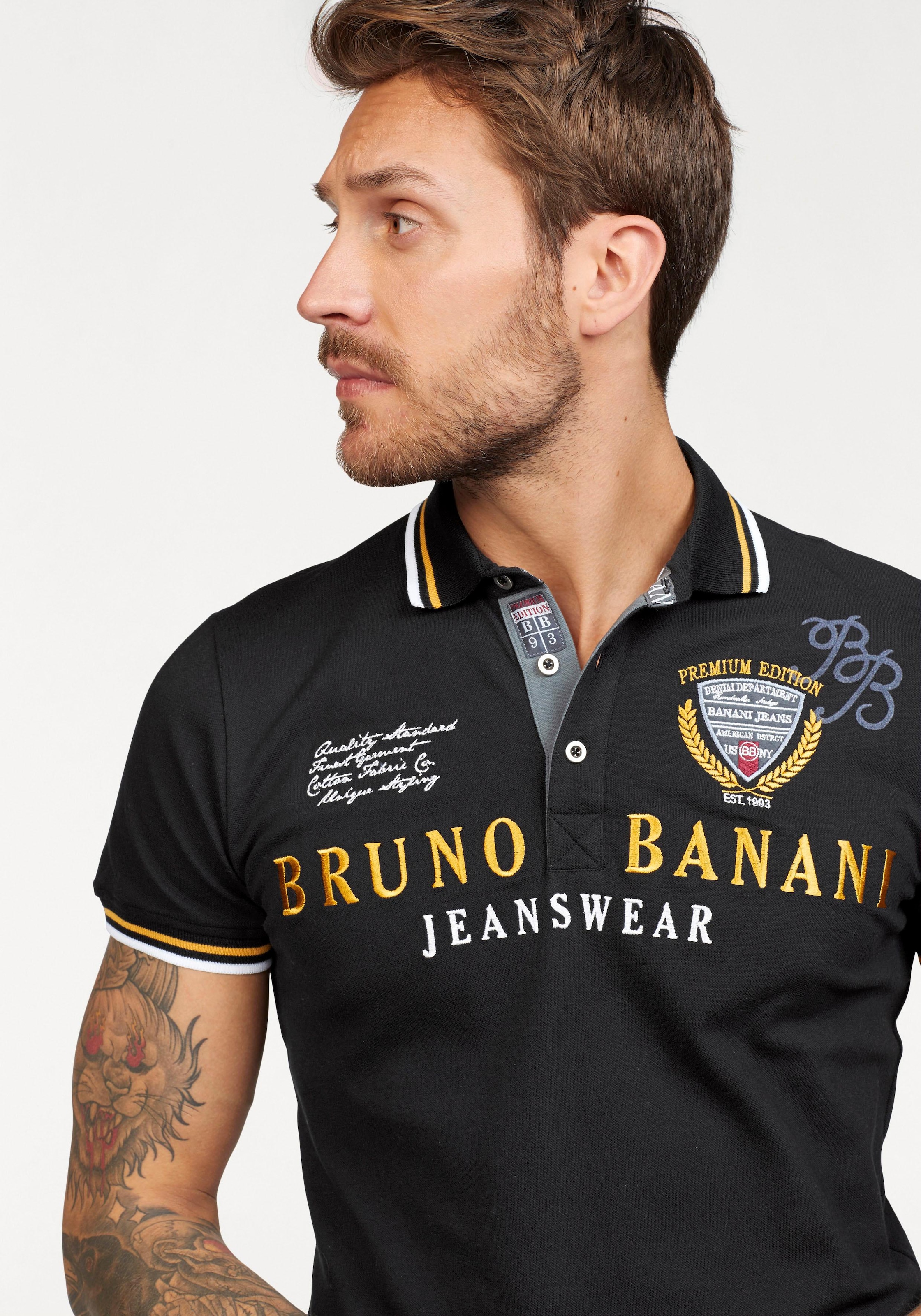 Bruno Banani Poloshirt , körpernahe Passform,  mit Stickereien und Badges,  Polokragen