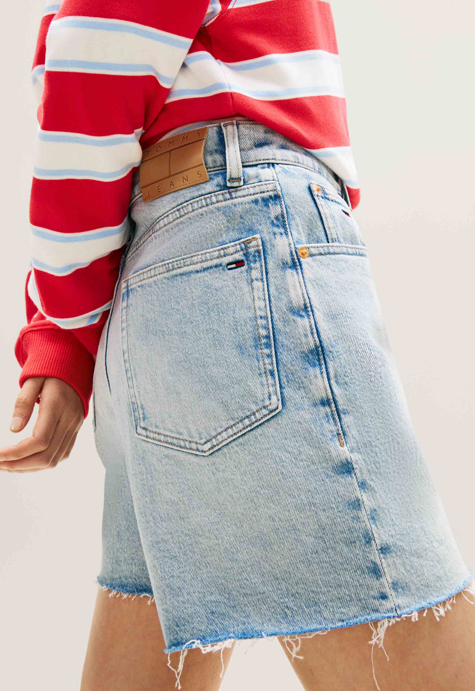Tommy Jeans Mom Straight Fade Short