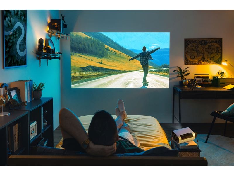 ViewSonic Projektor M10E Tragbarer RGB-Laser-Smart-Projektor mit Harman Kardon-Lautsprecher