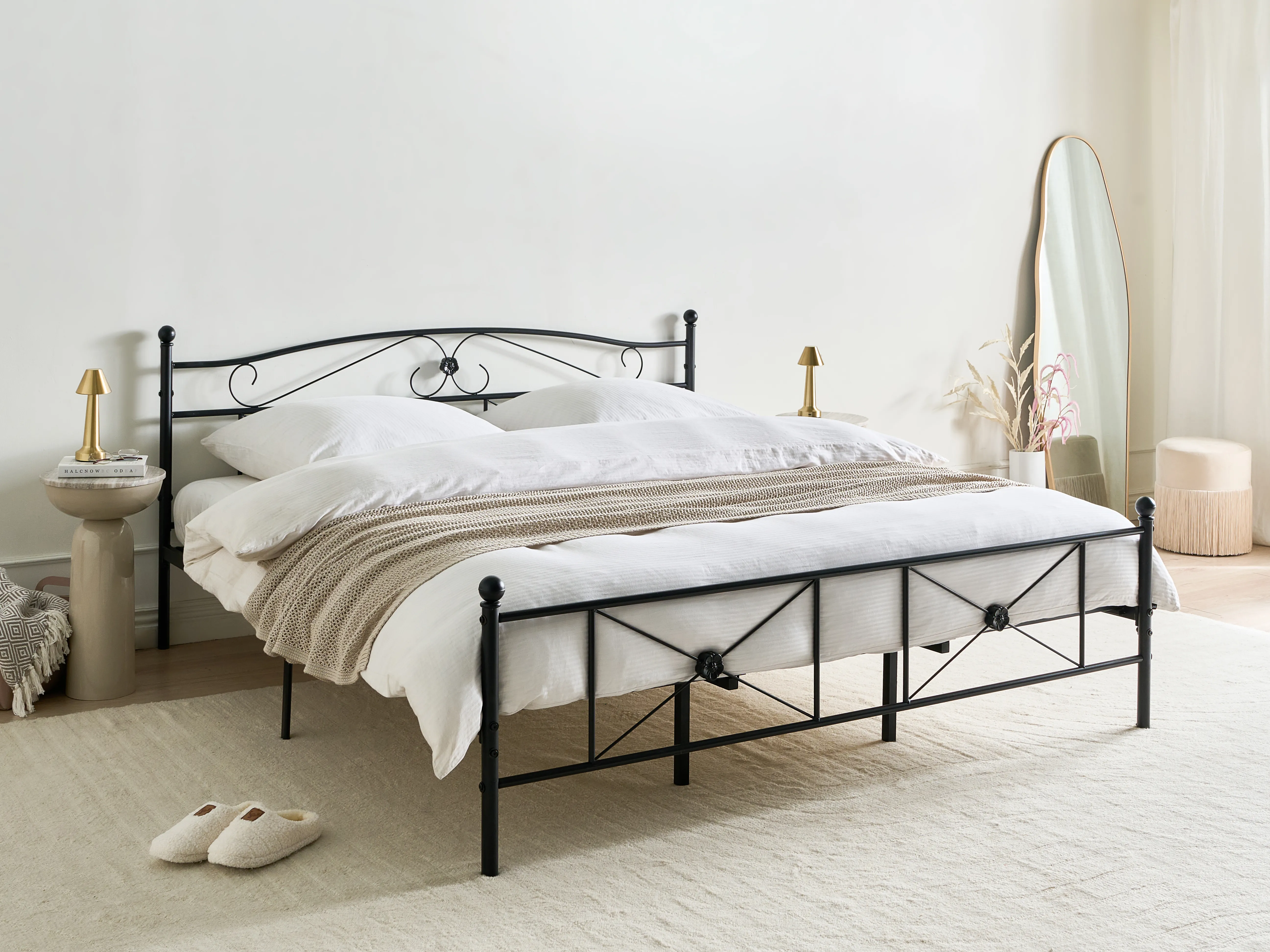 Bed Metaal RODEZ 180 x 200 cm Zwart