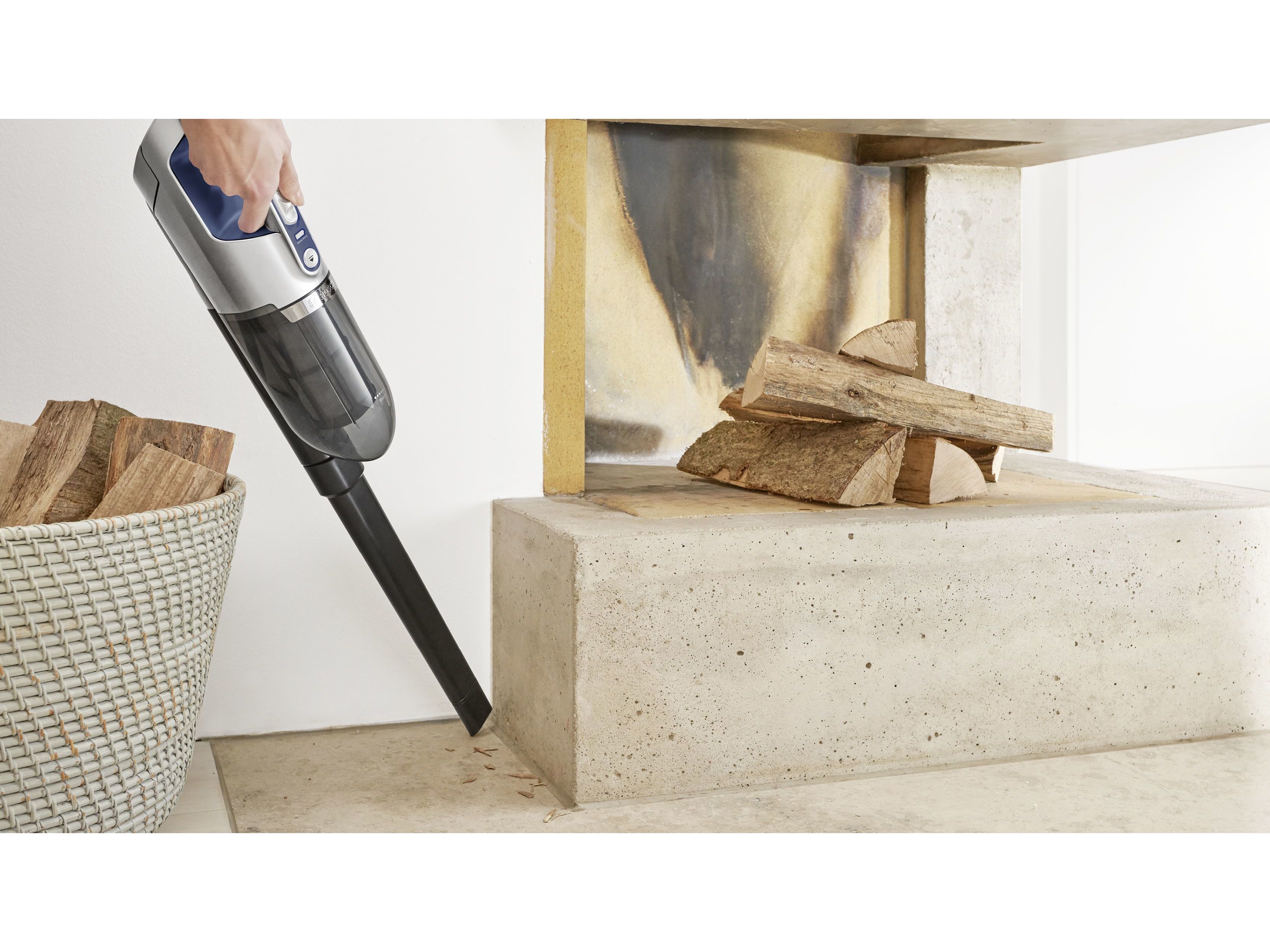 ASPIRADOR VERTICAL BOSCH BCH3K2851 2 EM 1 28V